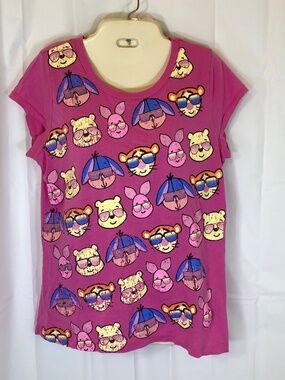 Winnie the Pooh and Friends Retro Graphic Pink Shirt Sz XXL Juniors Short Sleeve